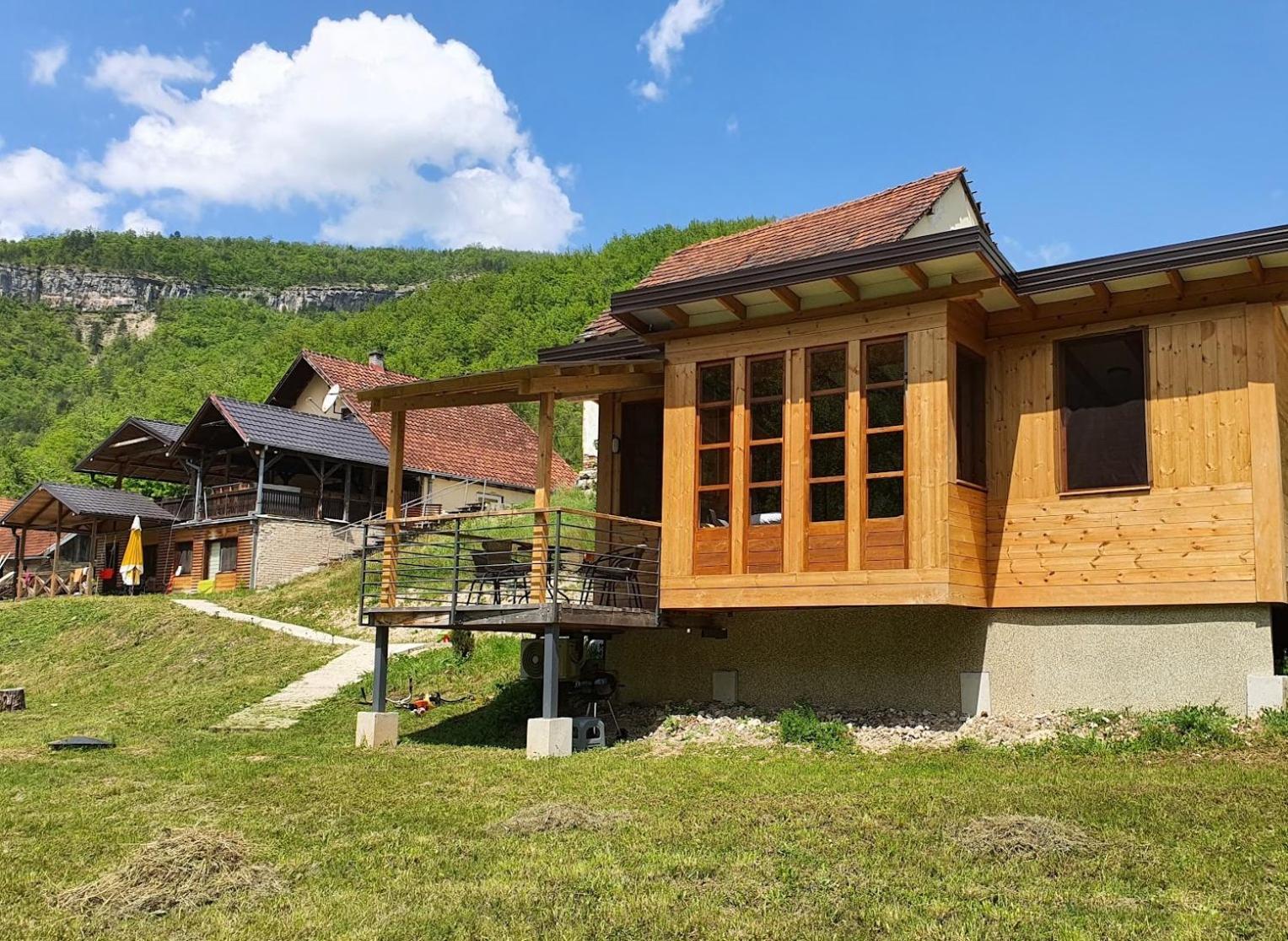 Apartment Ostojic Mokra Gora Exterior photo